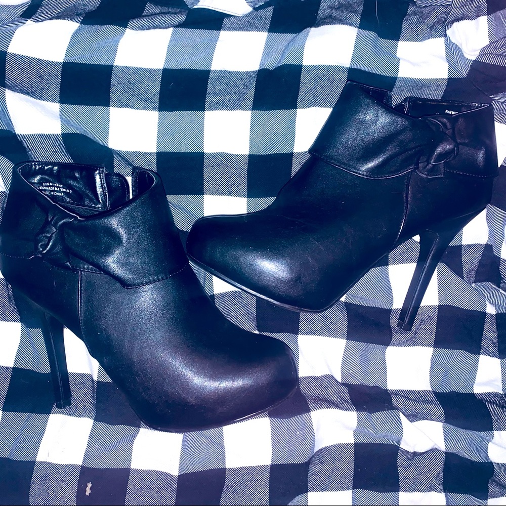 Boots/Booties